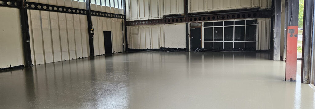 screed and underfloor heating Bg Image