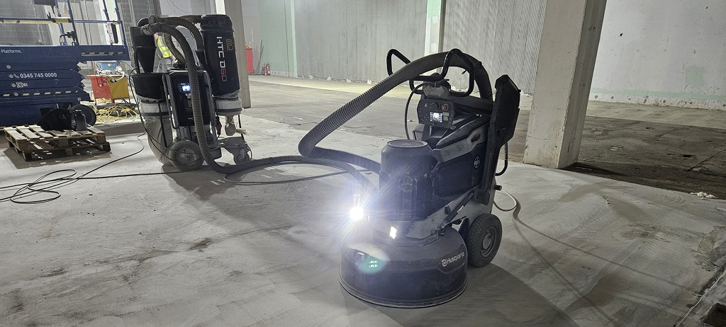 how commercial flooring specialists improve business spaces